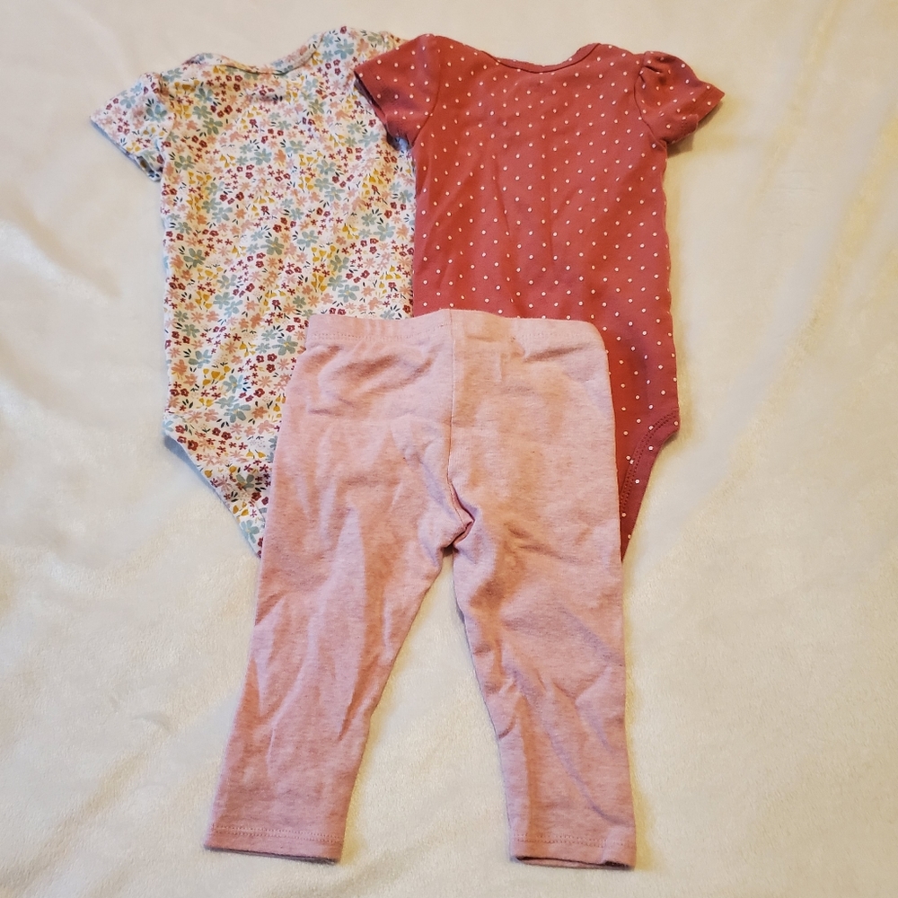 Carter's Outfit Bundle - Picture 2 of 2